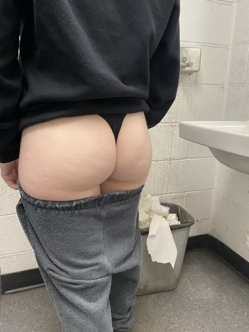 Decided to show off my ass in the public restroom 😉 by beccabootyful