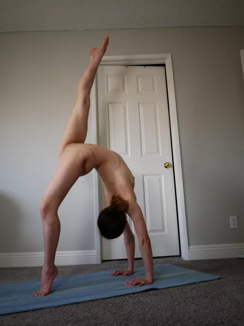 Deep breath and feel your body, by Kyoko_Abe