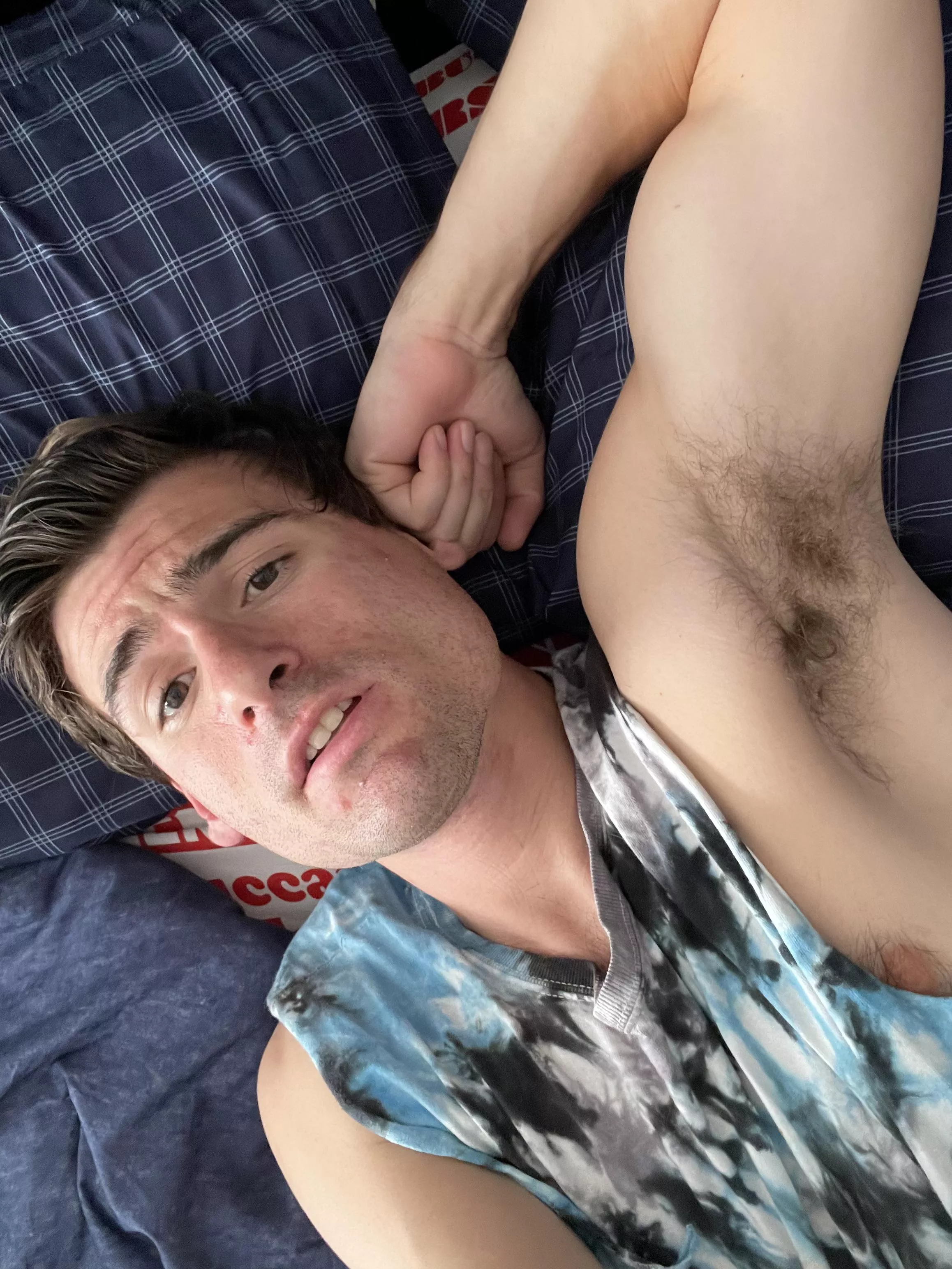 Deep pit posted by Eatme735