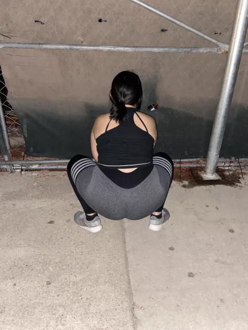 Deep squat 😩 by thicklovedoll