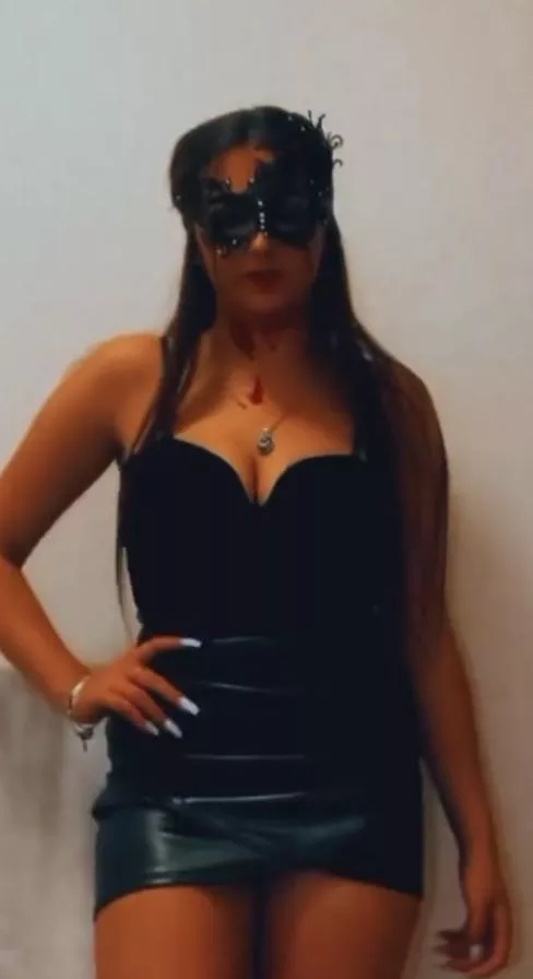 Demi posted by Firm-Arm4551