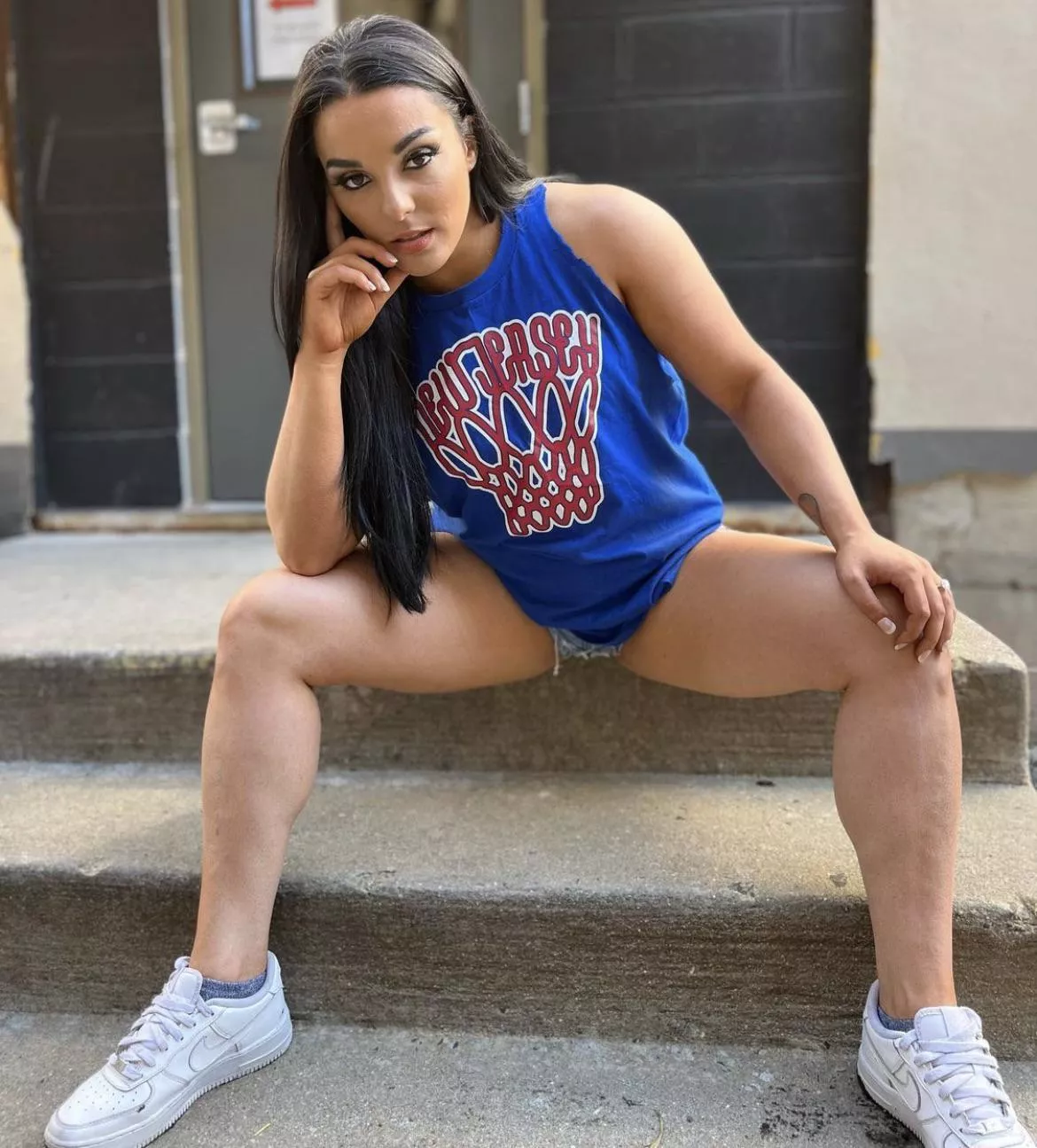 Deonna posted by TheAnimeSmashman