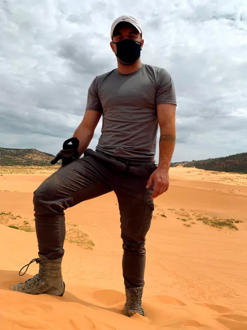 Desert hiking by transtrav