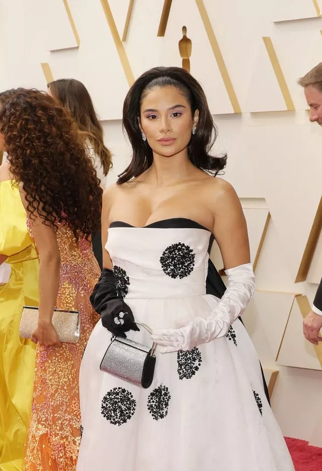 Diane Guerrero posted by viralshadow21