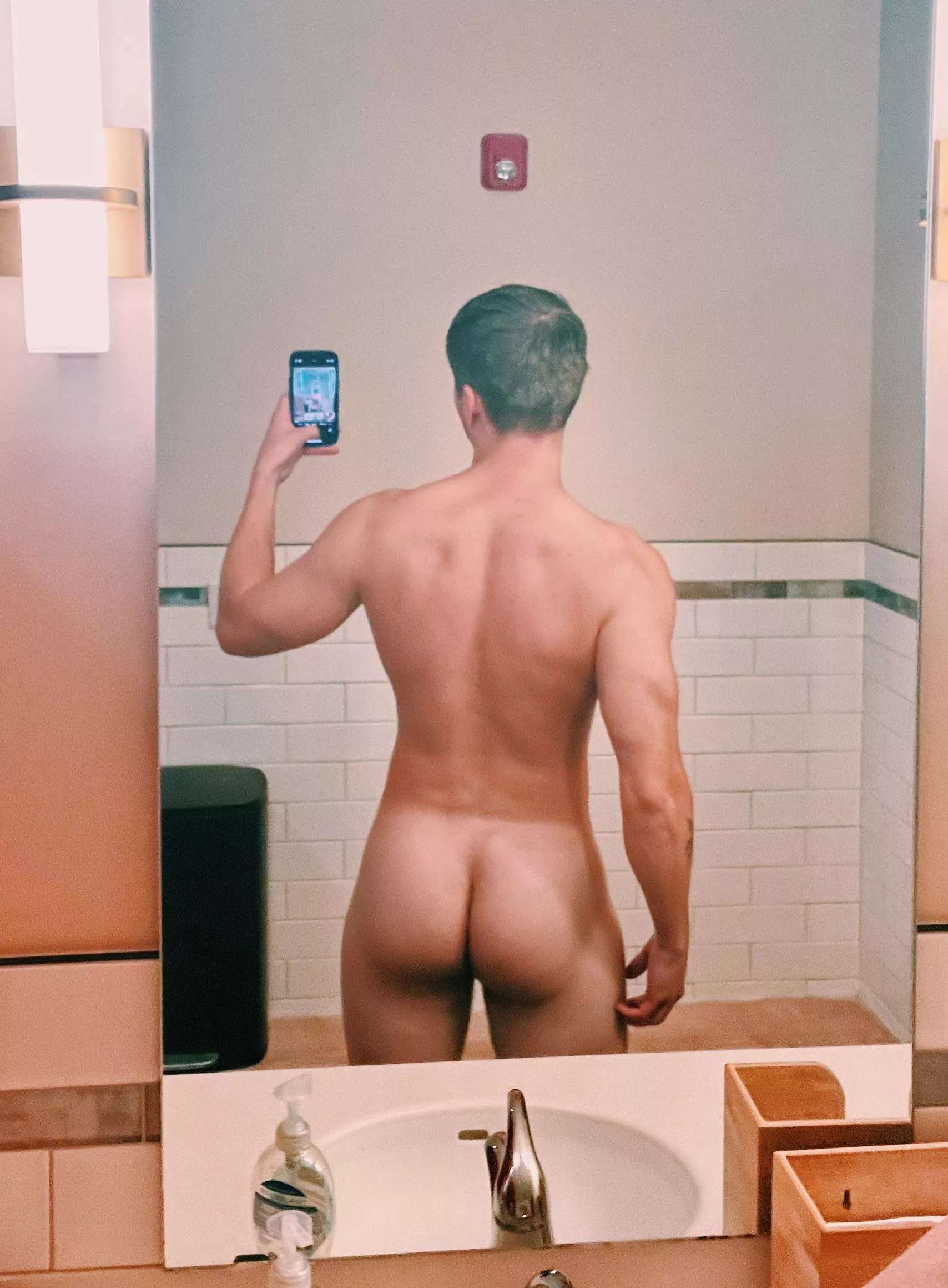 Did I make you stop scrolling? ;) posted by Ariesthearchon