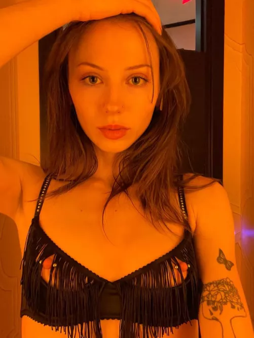 Did I make you stop scrolling? by canrideace