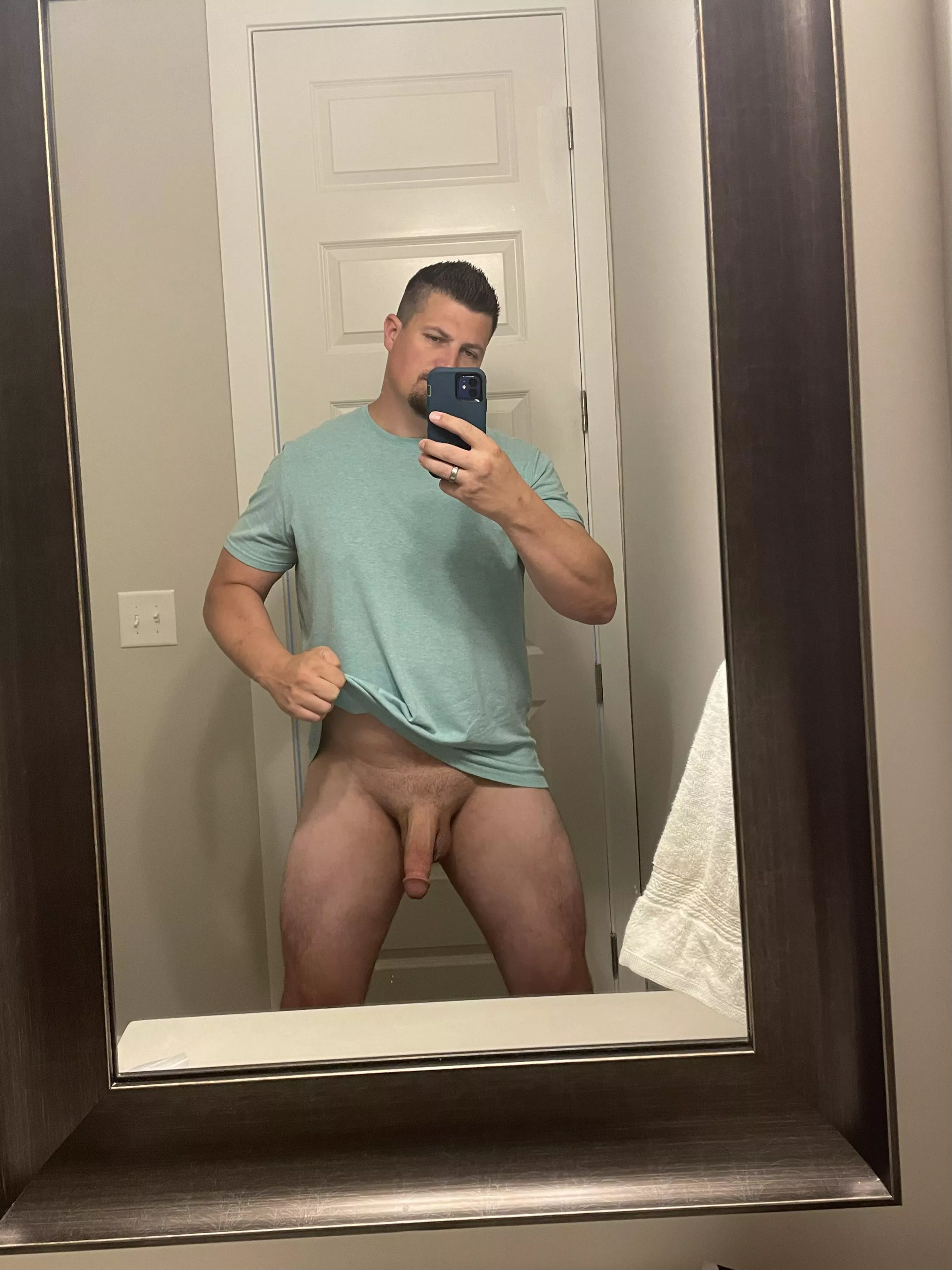 Did legs today… posted by chestandbacksplit19