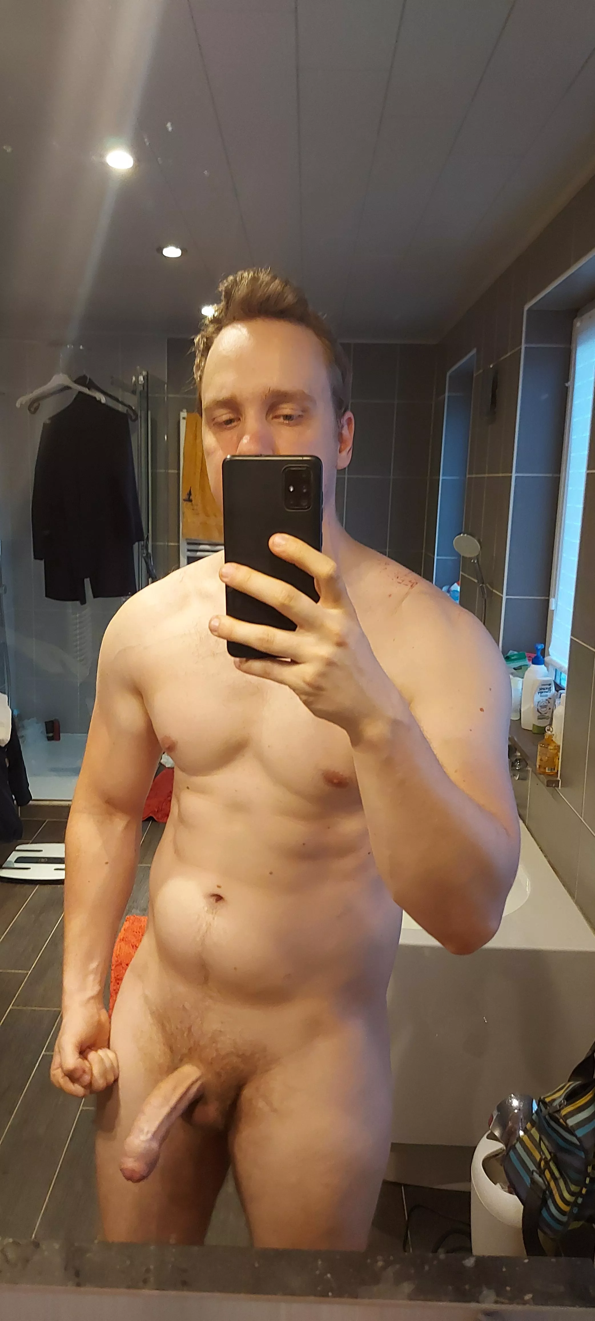 Did you order a sex toy? Cause I'm here now ;) posted by LiftingTheIron