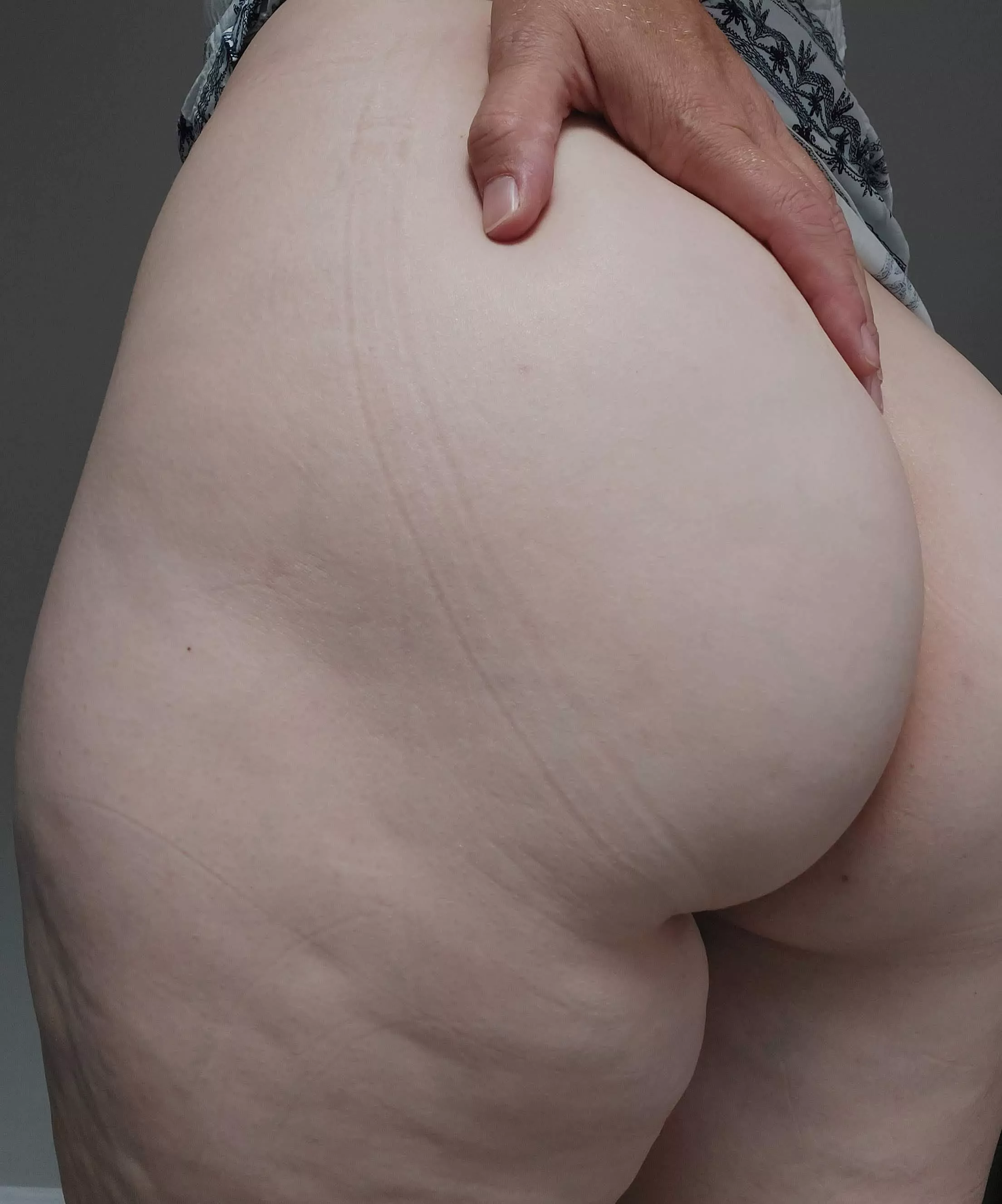 Did you want to try a peach? I grew it myself posted by msjanejenkins