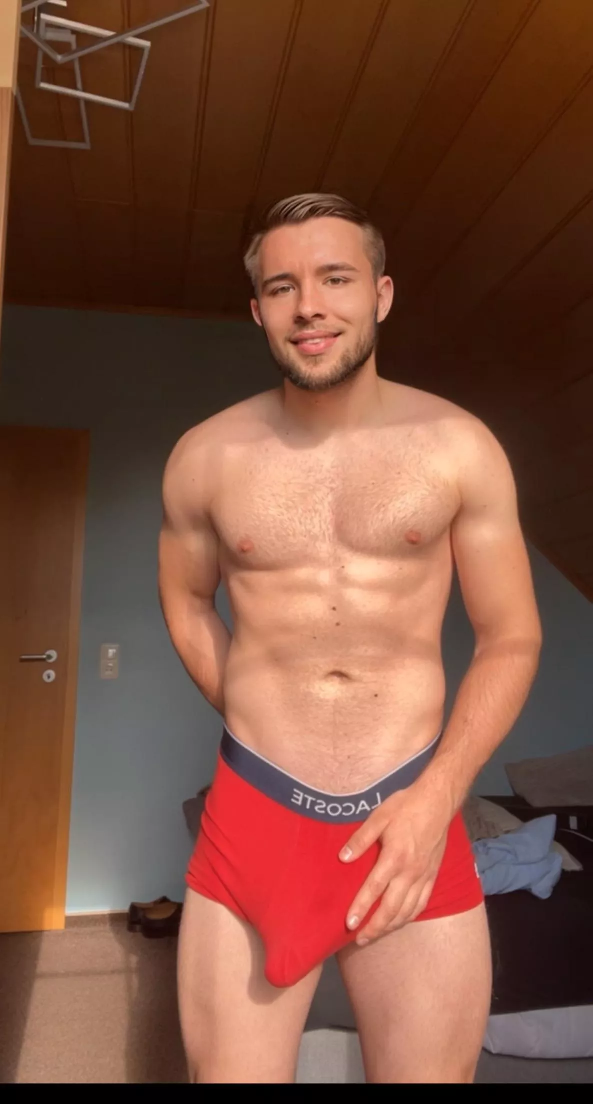 Didn’t expect to get horny so fast posted by blondboyjan
