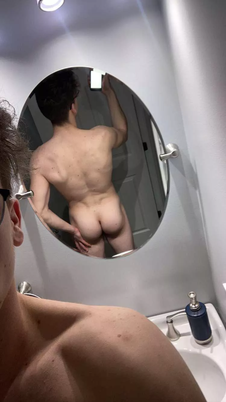 Didn’t see you there posted by bruhmomento505