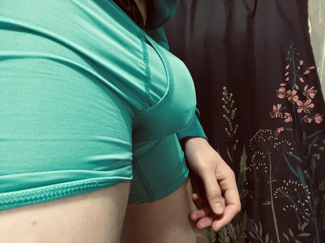 Dilf bulge by daddylacroix