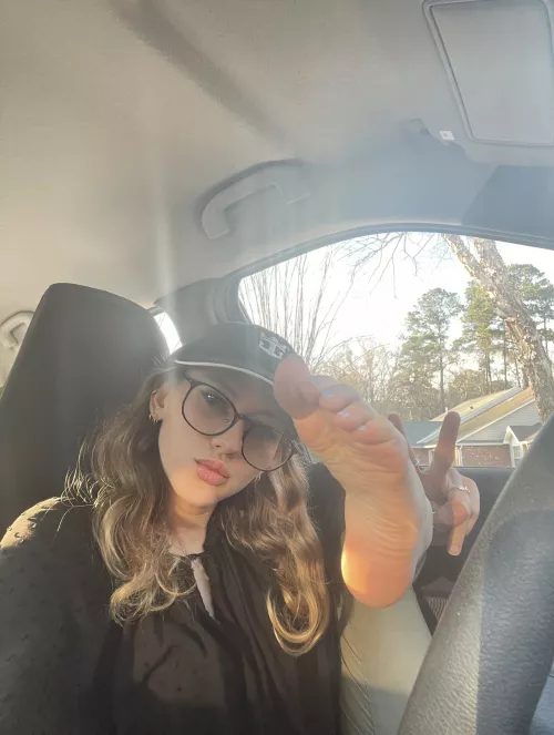 dinner is servedd by Kyliesfeettt