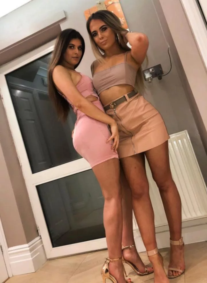 Dionne & Sophie posted by corruptusextremis