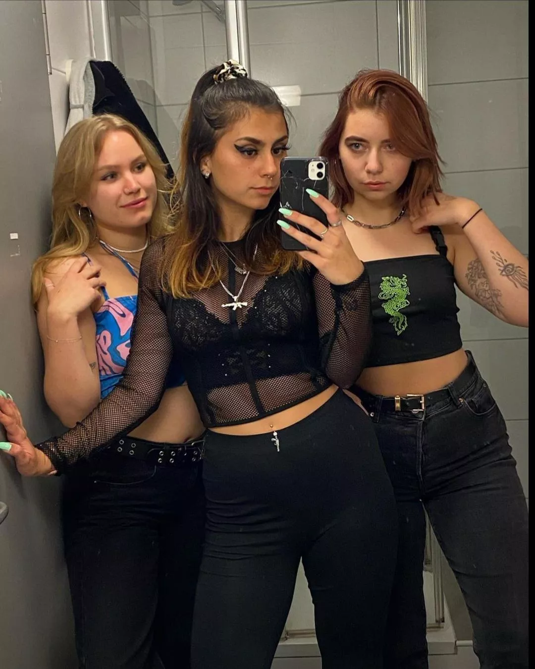 Dirty girls posted by Flat-Pressure-3208