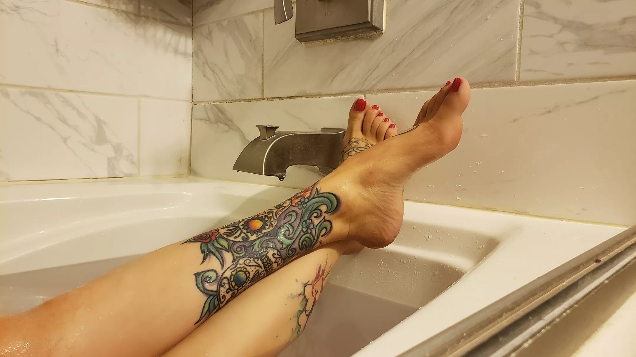 dirty girls need a hot bath... posted by giabella678