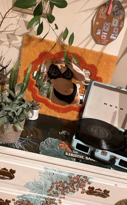 Discounted for a little longer come join me 😈😈 by Styledbyrosiep