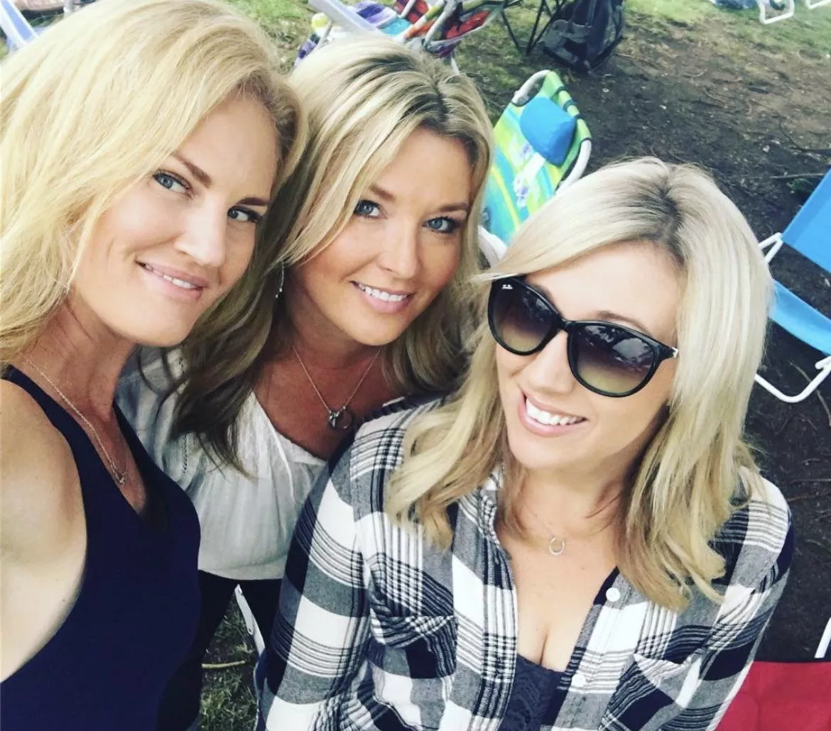 Divorced milfs posted by travelinghusband33