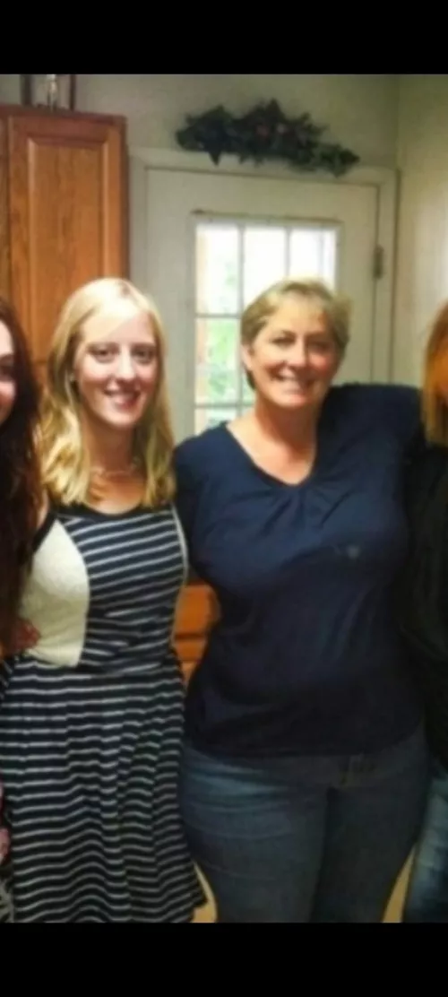 Dm for more ;) by RecentFail1911