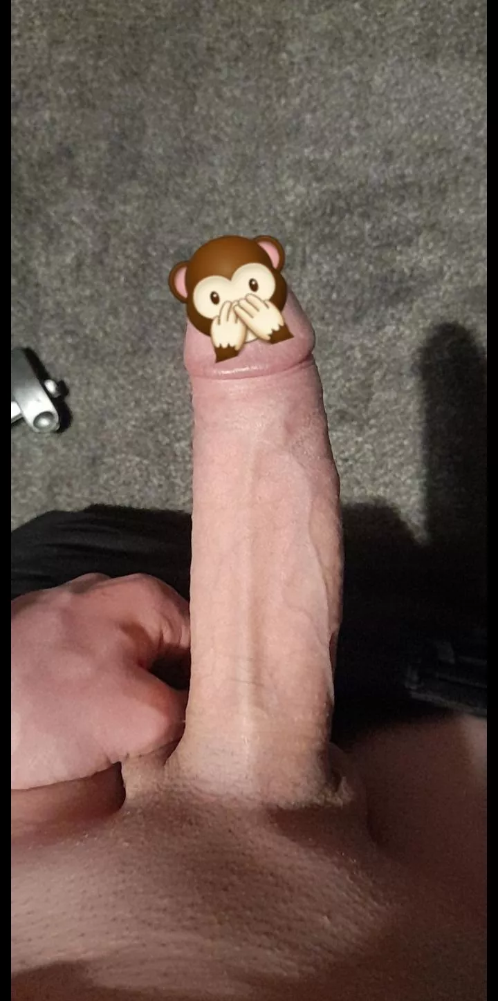 Dm for uncensored posted by longDickDepressedBoi
