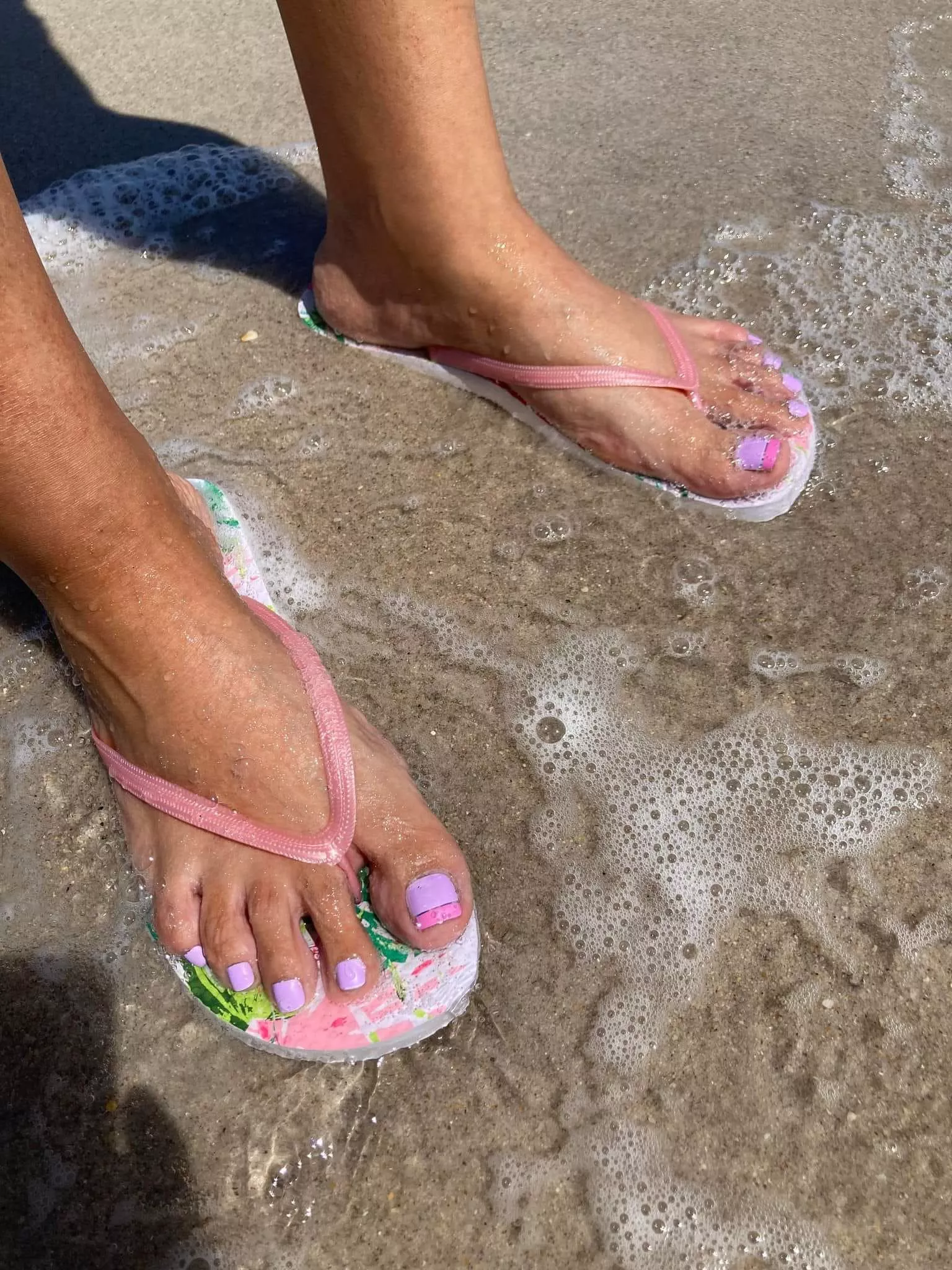 DM me ask about my onlyfans I bet it’s free 😏(feet pics only🙈🦶🏼) posted by nattyfeetluv