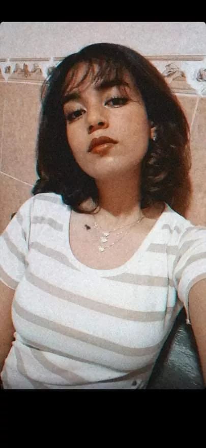 dm me if u wanna talk about my slut mom posted by Minimum_Worry