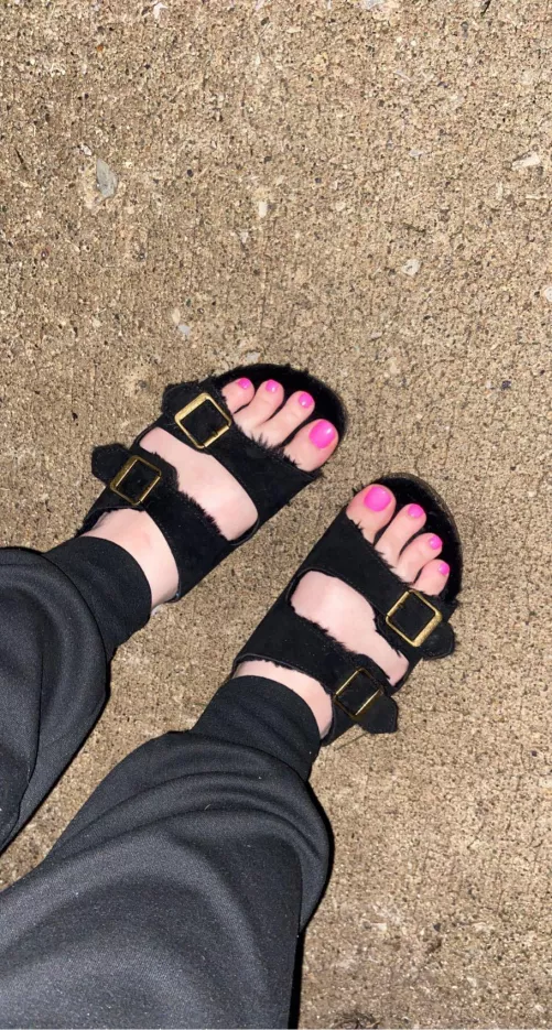 Dm me loves 💖 by Night_Crawler27