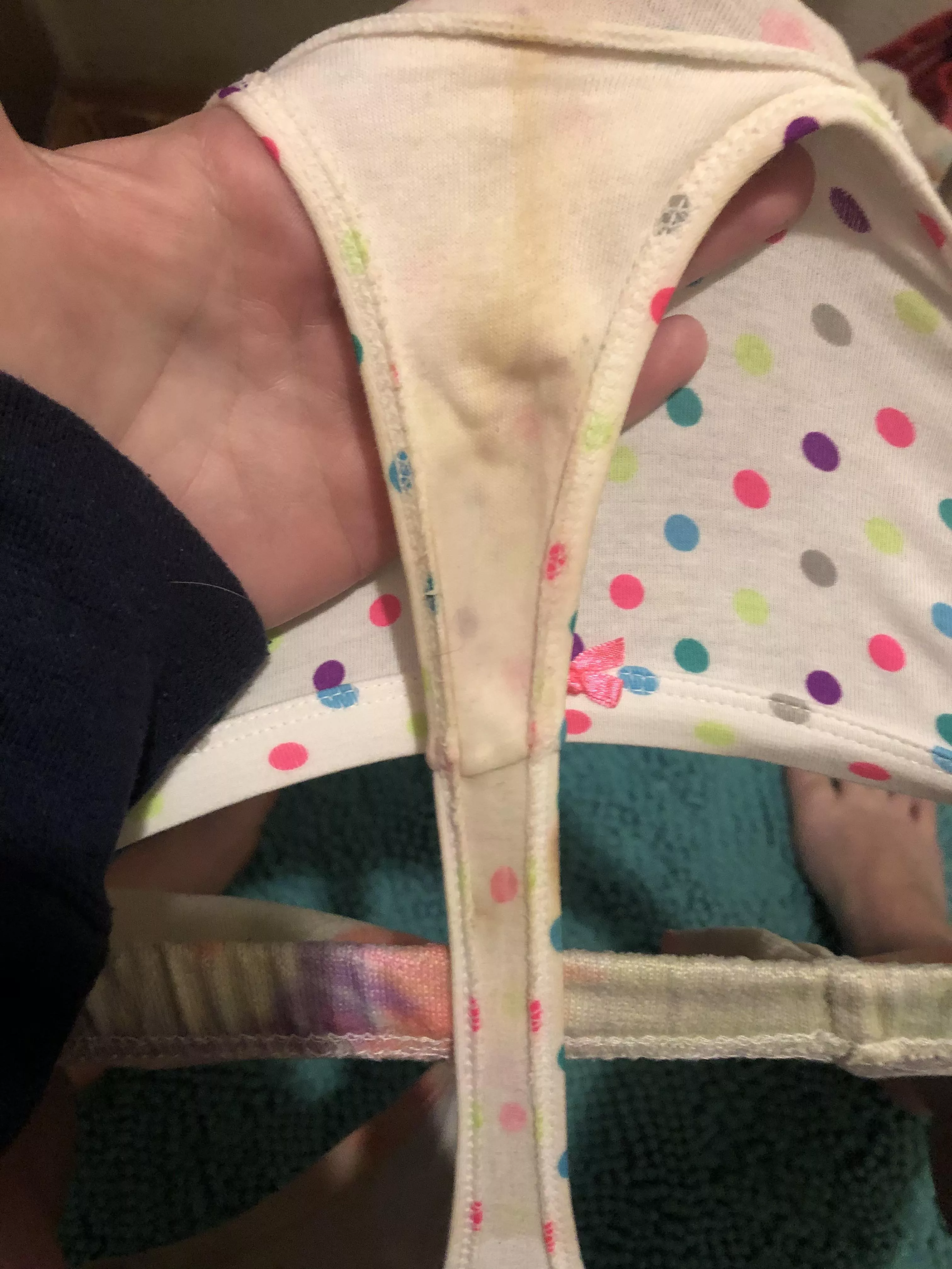 Dm me to get this pair 💋 posted by pinkyto04