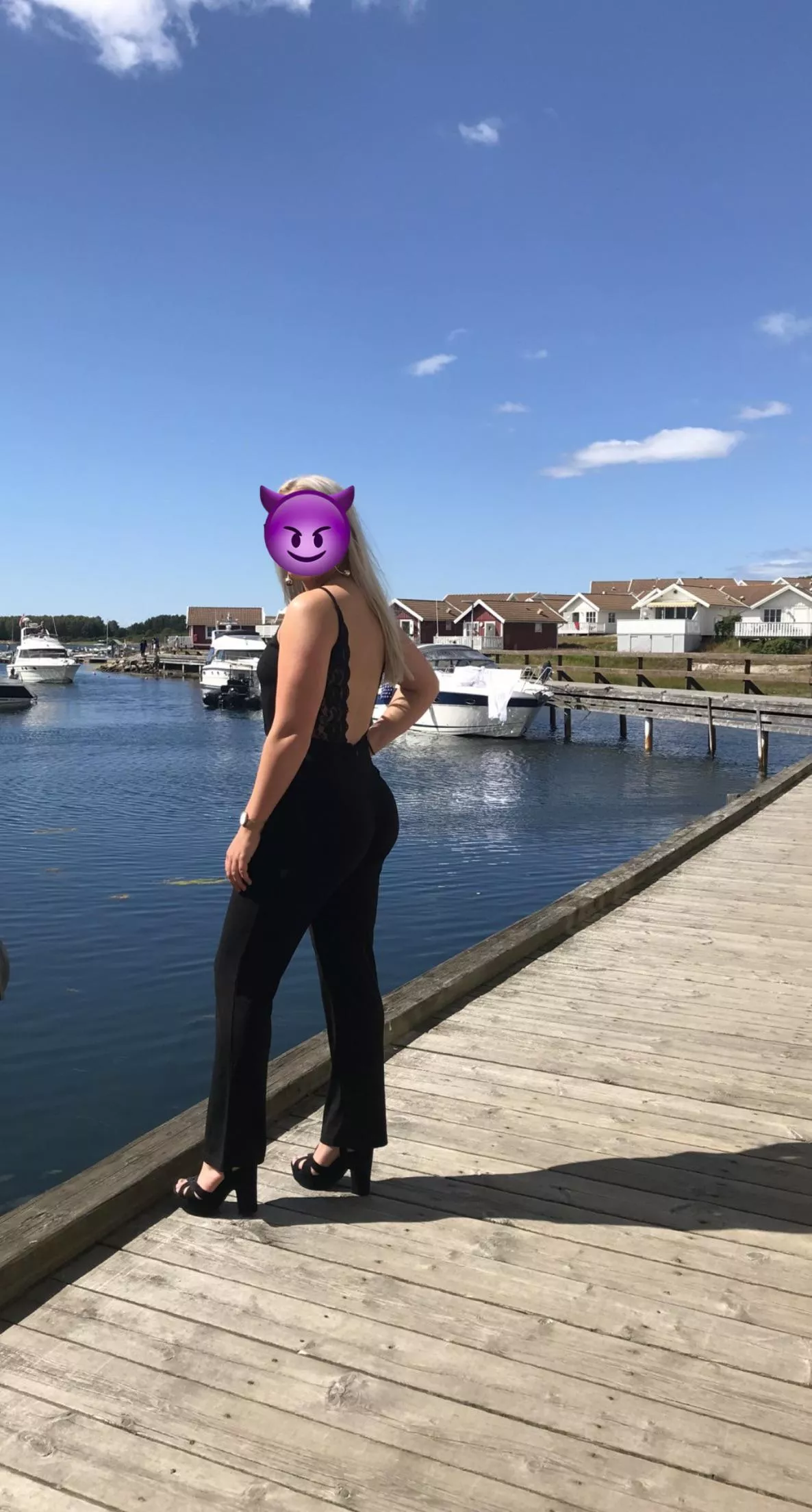 Dm:a mig om du vill runka tillsammans till min heta syster posted by Rude-Equivalent-5222