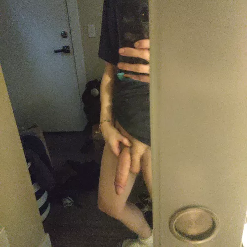 Dms open looking for some fun by Ripstick12