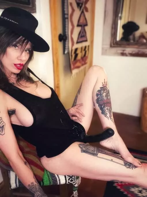 Do anyone wanna try my new toy? Im into BDSM. Novice are welcome. Wanna try BDSM? posted by SuperiorMadeline