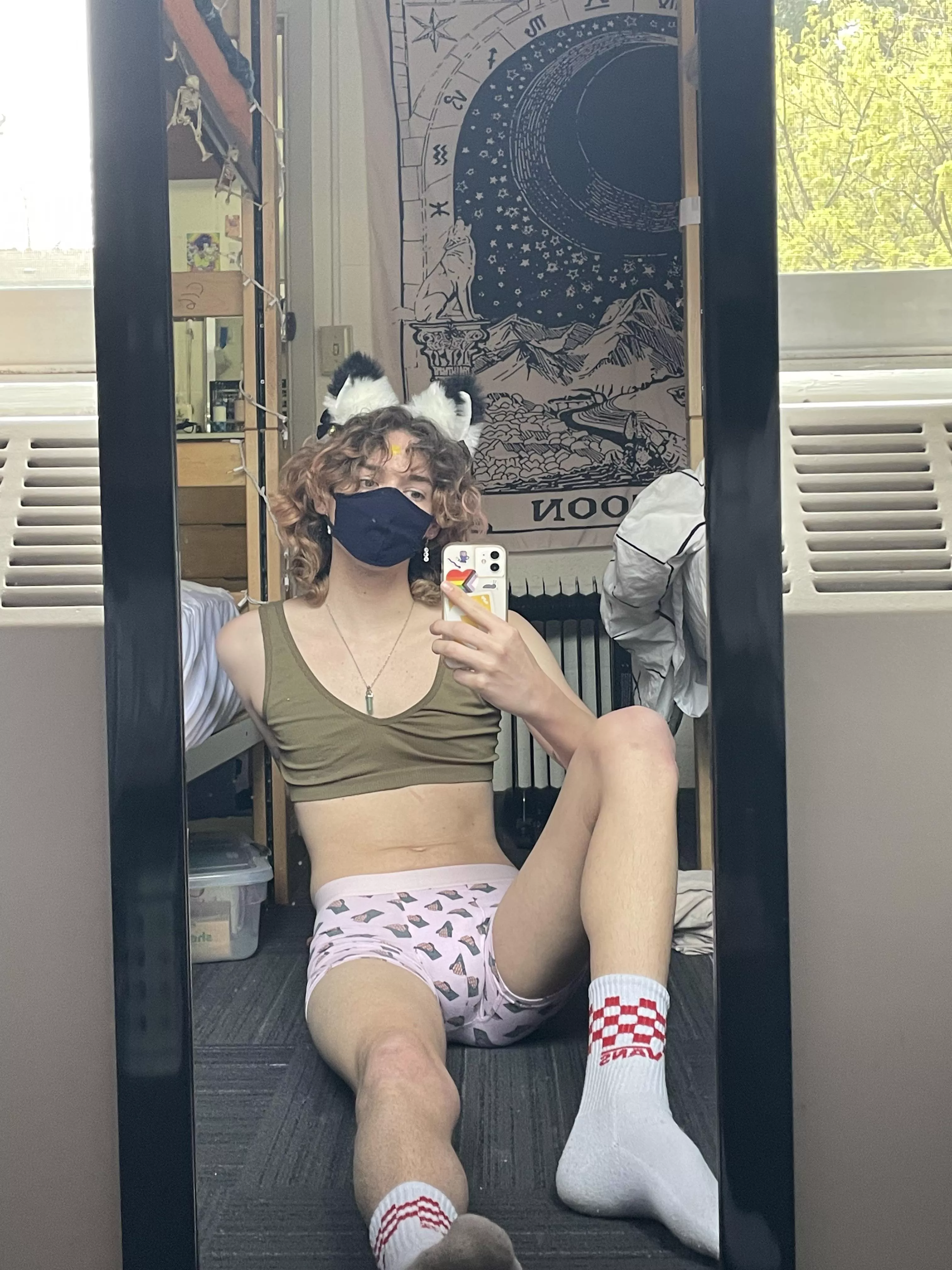 Do feminine catboys still count as twinks? I hope so ._. posted by mightbegreen