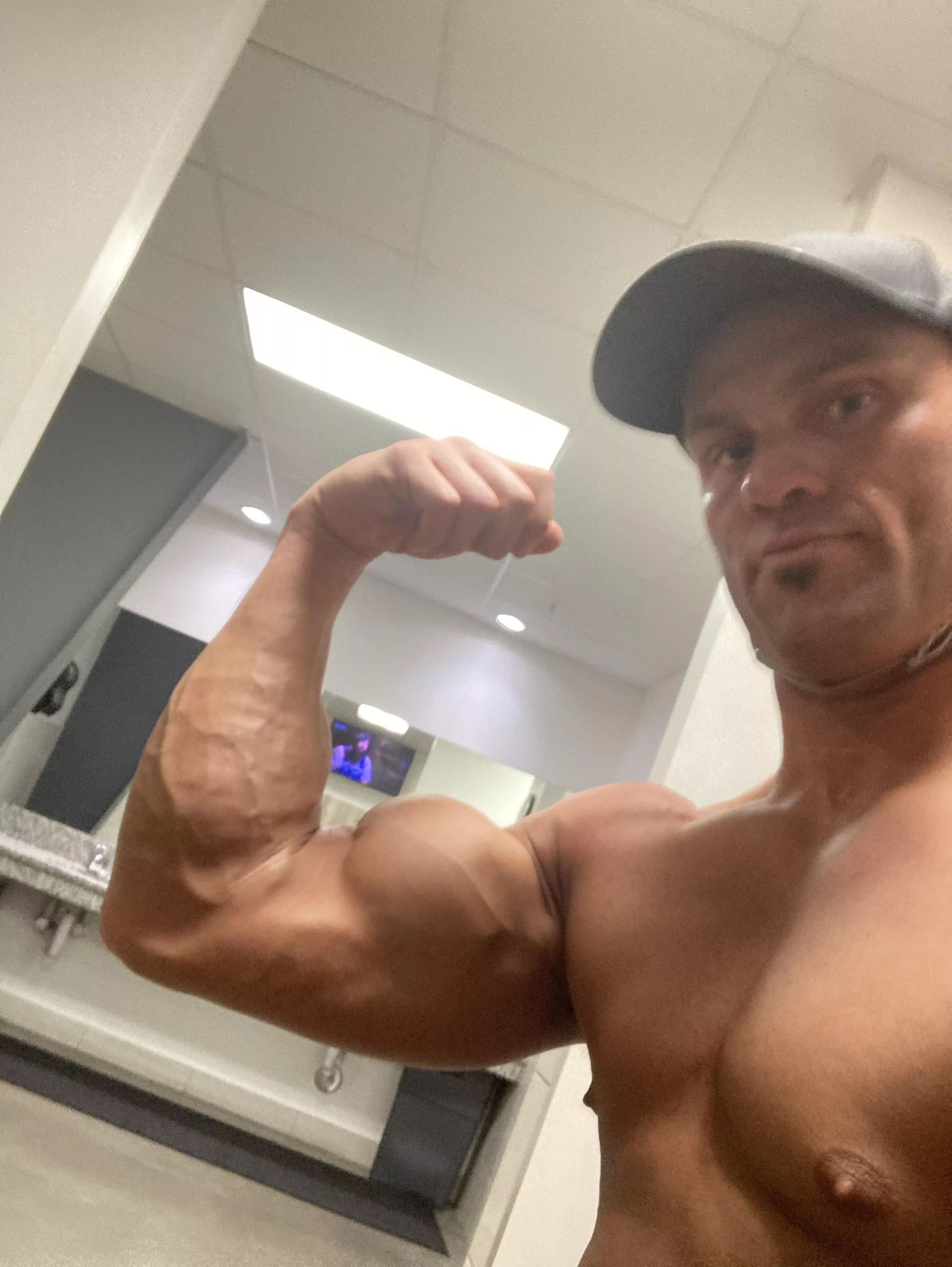 Do I belong here…? posted by Daddy_Cinz