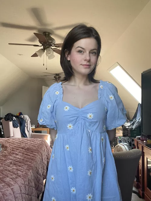 Do I count as a pretty girl? 23f by Most-Impress-9209