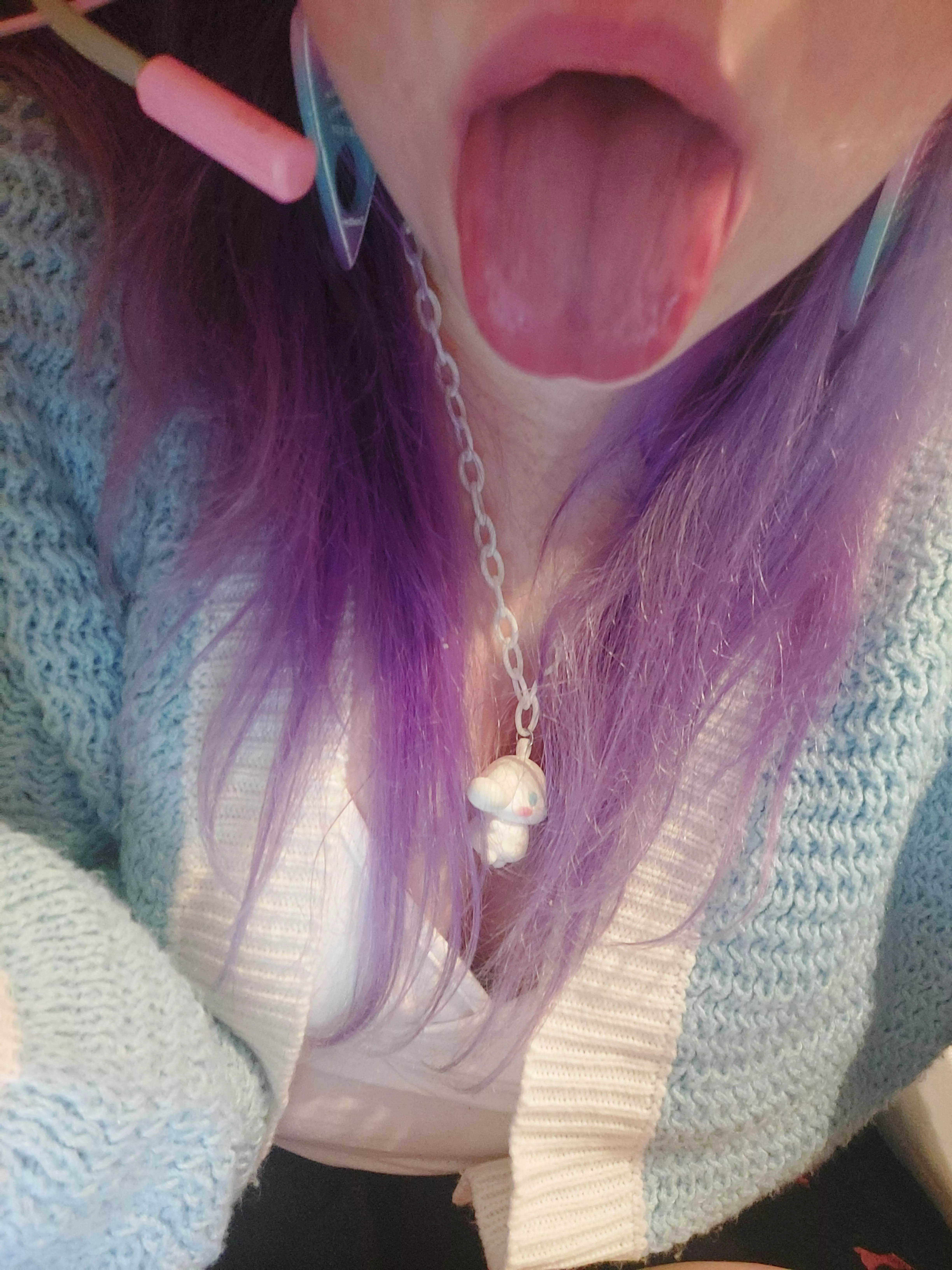 Do I have a pretty mouth? posted by PwincessEgirl