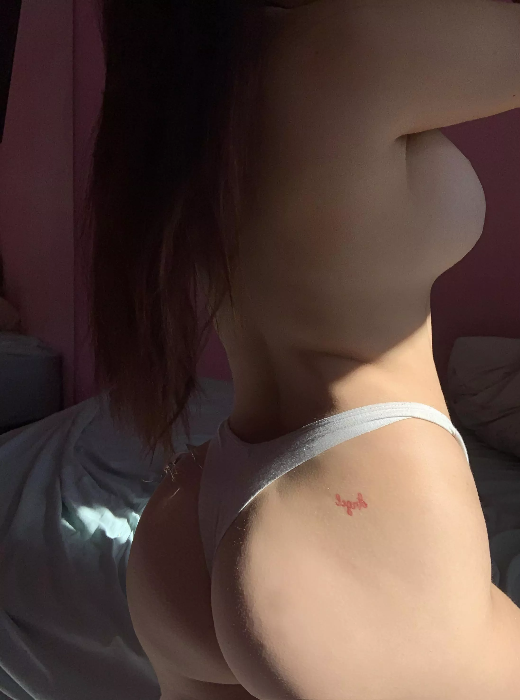 Do i have your attention? posted by Yasmindsll