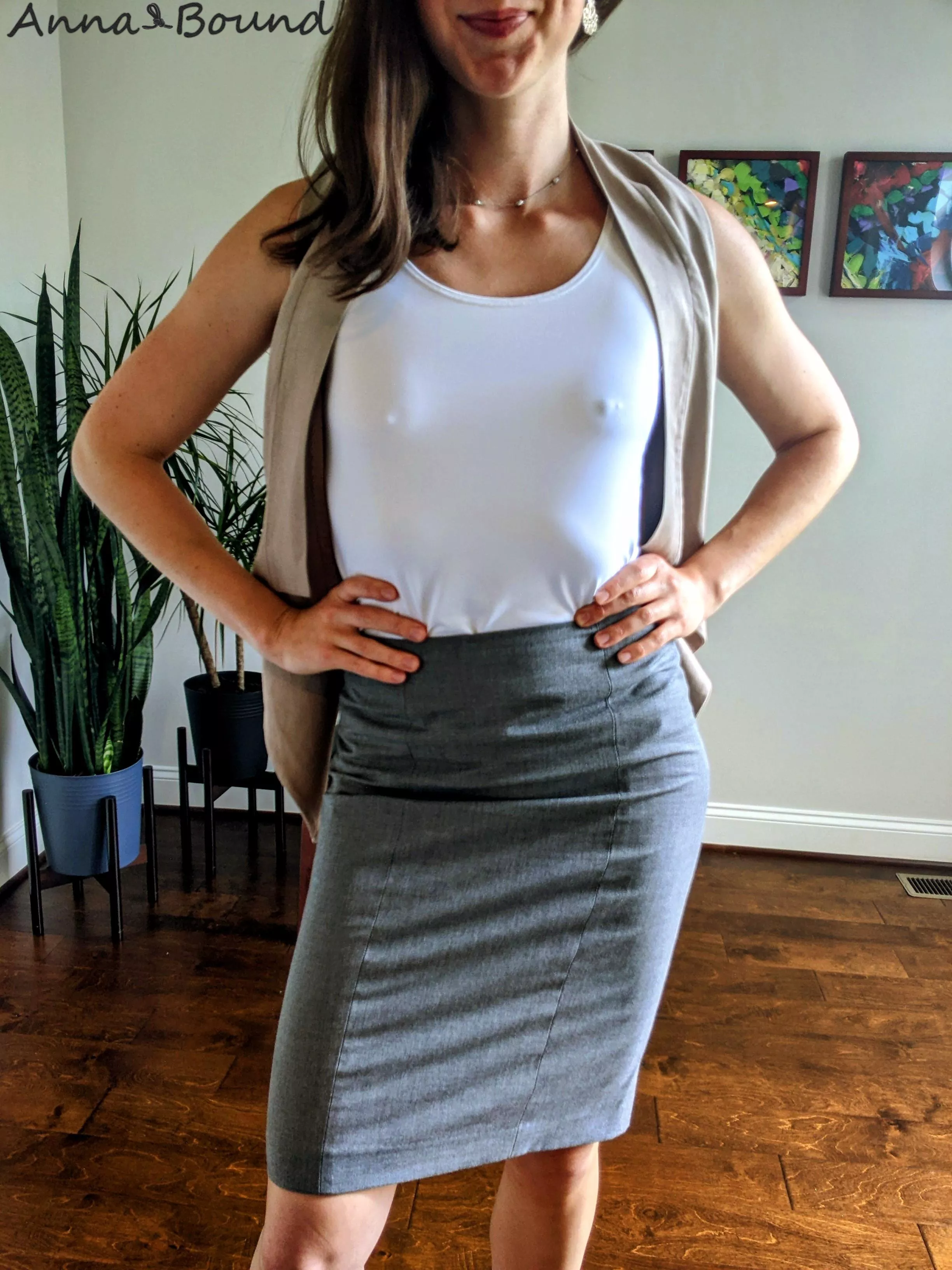 Do I have your attention now, team? (Mid-thirties Exec) posted by TheAnnaBound