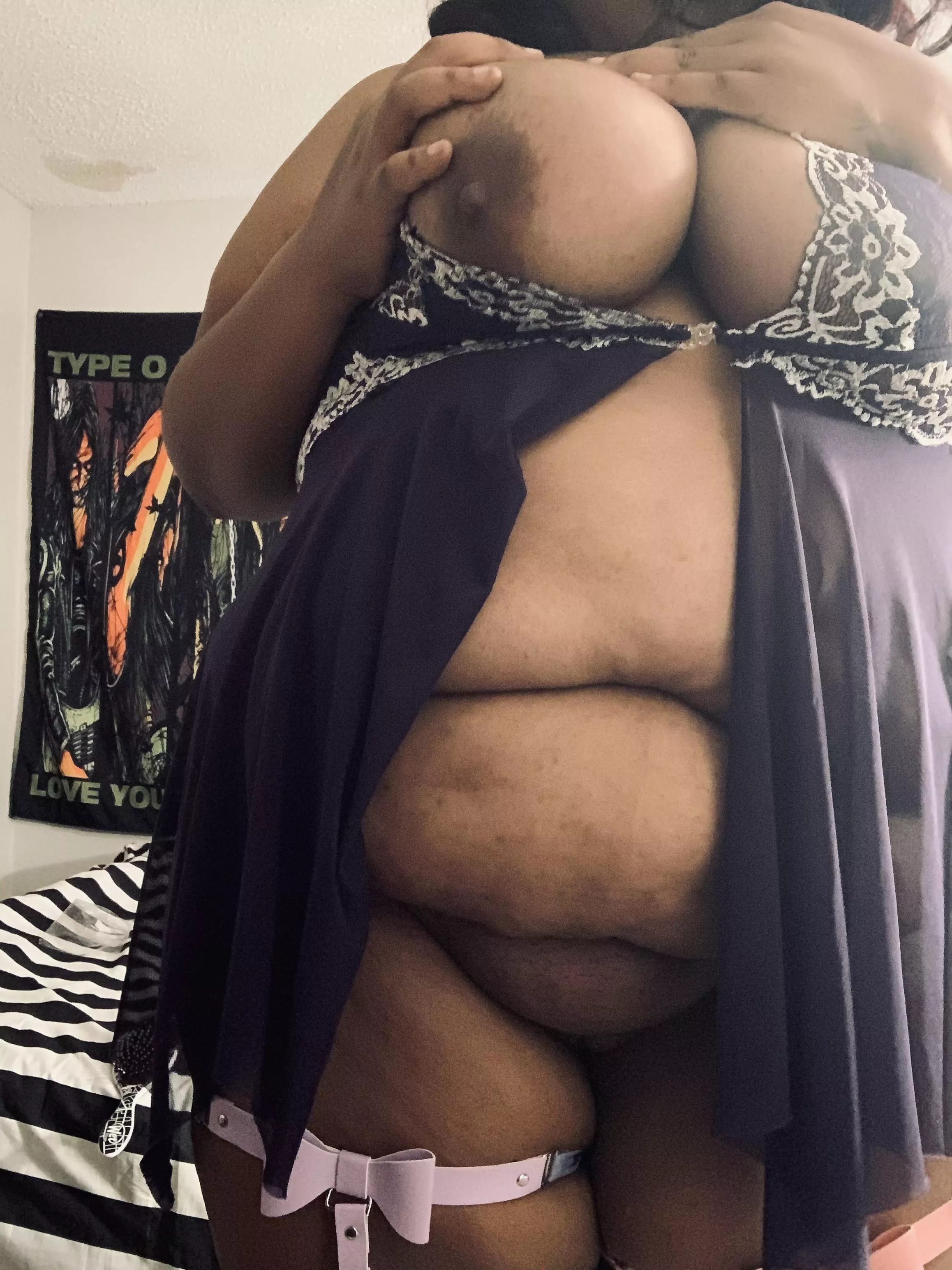 Do I just.. not belong here? Never gain any traction whatsoever, and i’m an ssbbw 🥺 posted by anebonygoth