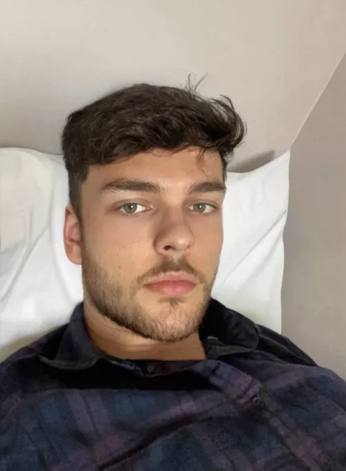 Do I look angry? by trustworn