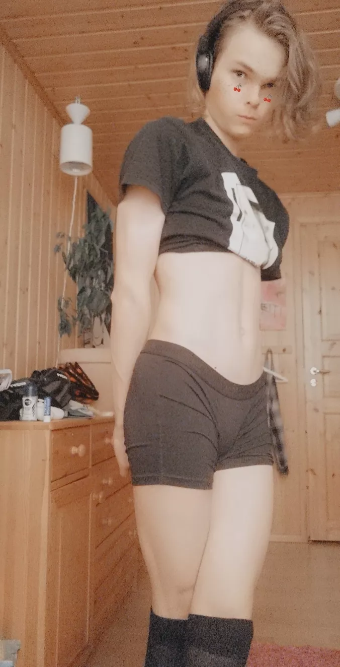 Do I look cute or? posted by Urownone