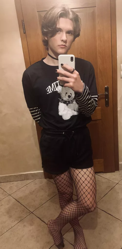 Do i look even slightly cute?🥺 by Wojmisztrz