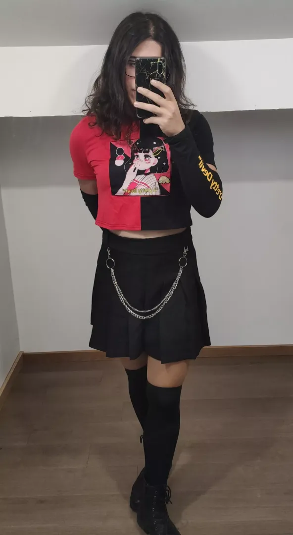Do I look feminine enough? posted by LFChaeshi