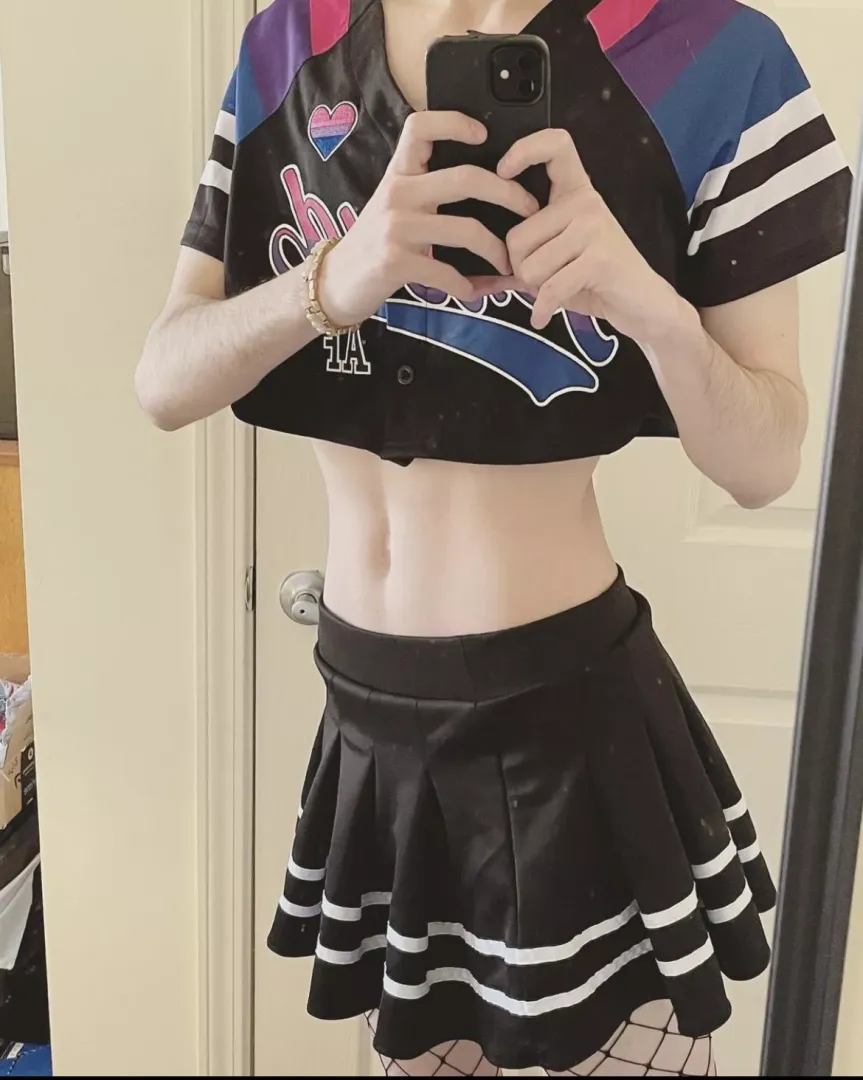 Do I look good in a skirt and crop top? posted by FemboyCwuz