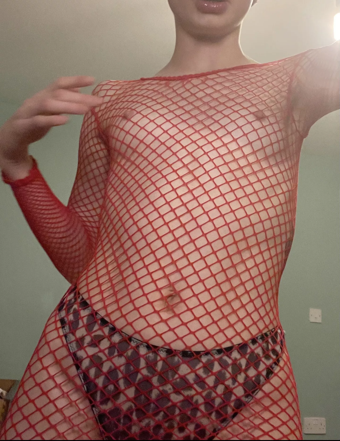 Do I look good in these?💋 posted by DaddyGirlDiary