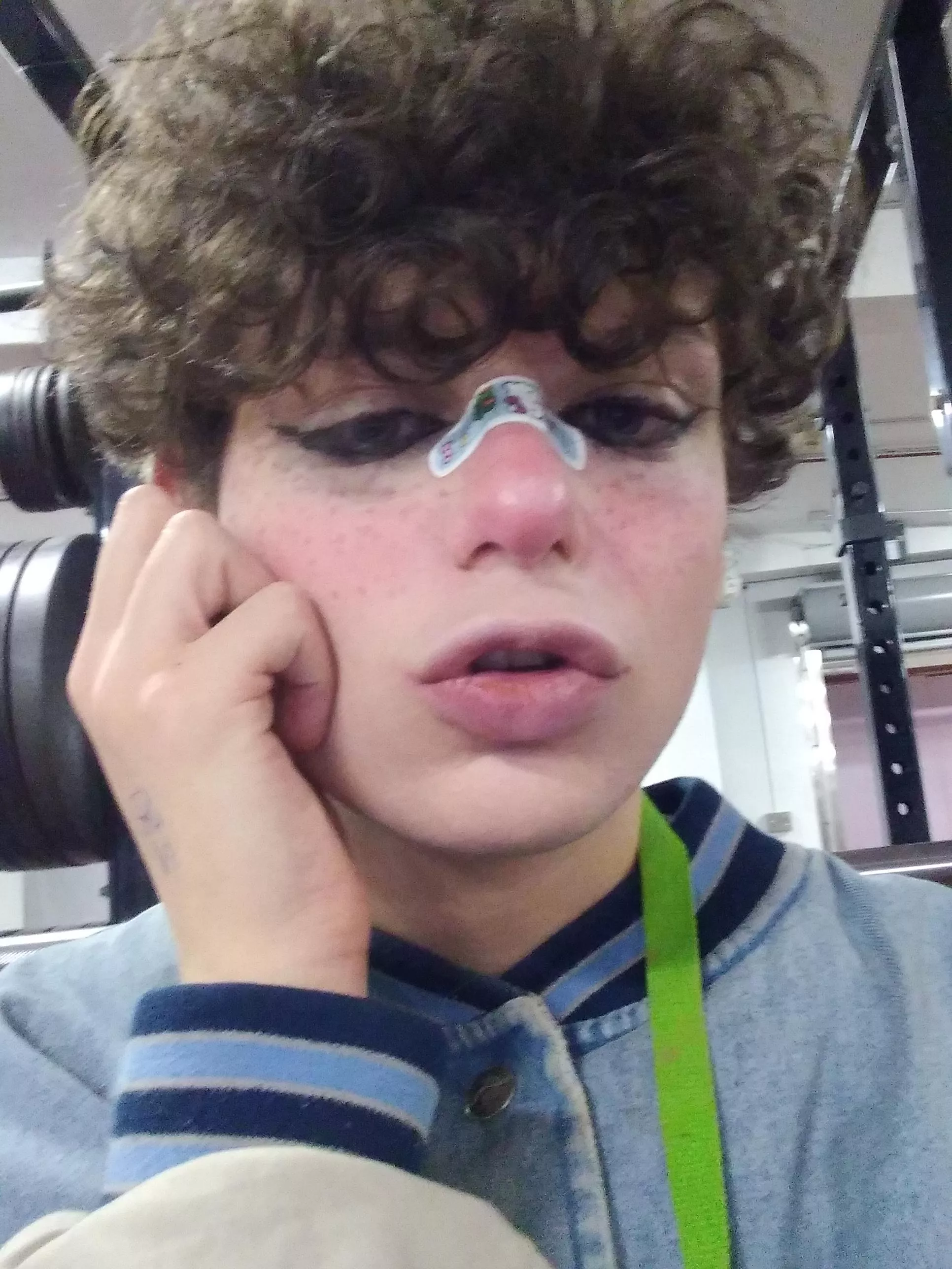 do I look good? posted by obeythewalrusNOW