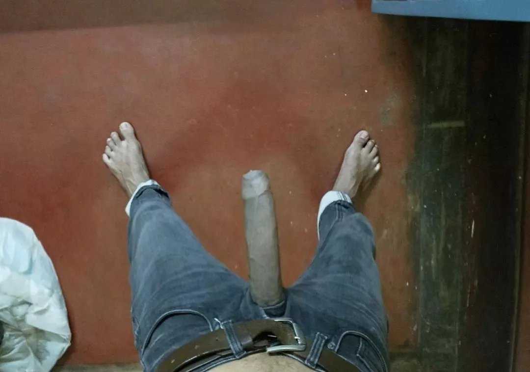 Do i look handsome?😎🤭😁🍆 posted by CartographerFickle14