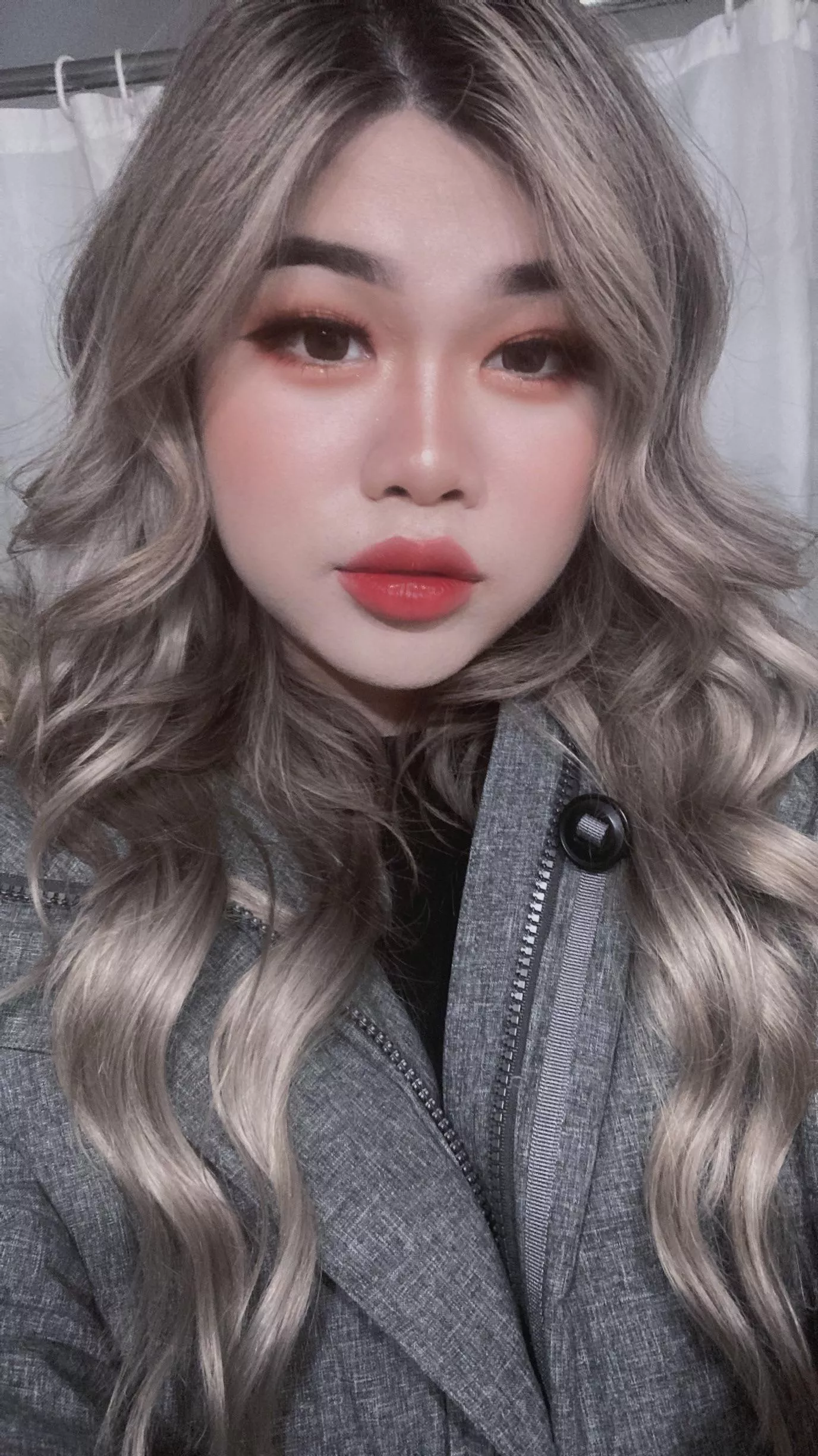 💖 Do I look like a real woman? 💖 posted by averageladyboy