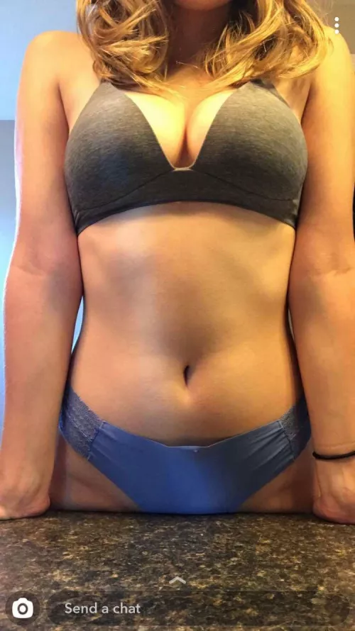 Do me with a naked pic of your wife/gf to be answered! by keven3335