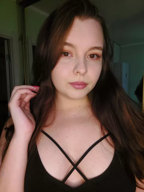 Do men like this appearance? by san_drayang