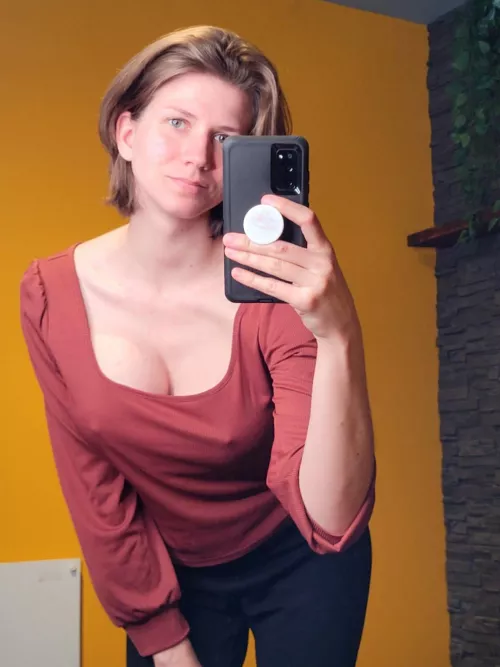 Do my hard nipples make you hard by ScarlettJane92